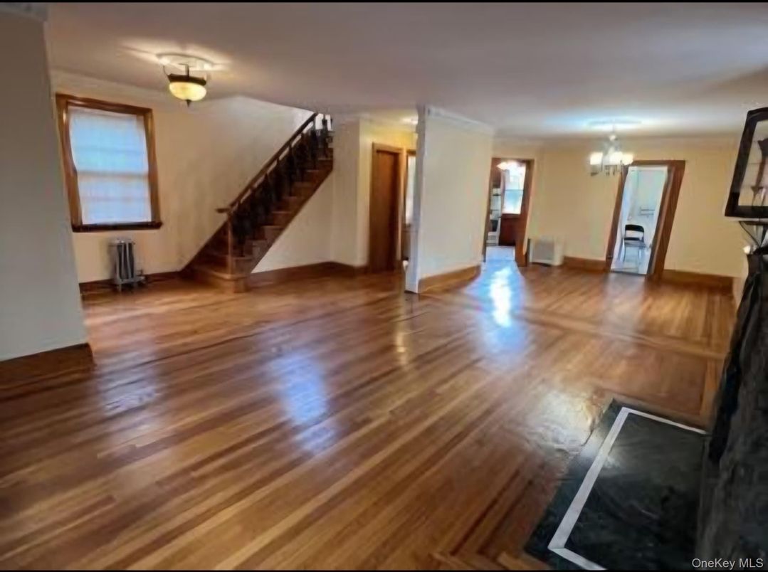 Chandelier, Empty room, Interior, Wood Texture Flooring