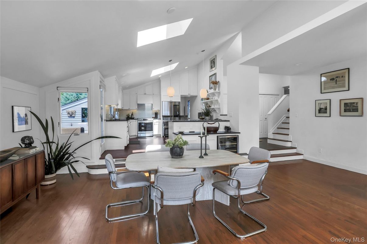 Dining room, Interior, Kitchen, Recessed Lighting, Stainless Steel Appliances, Wood Texture Flooring
