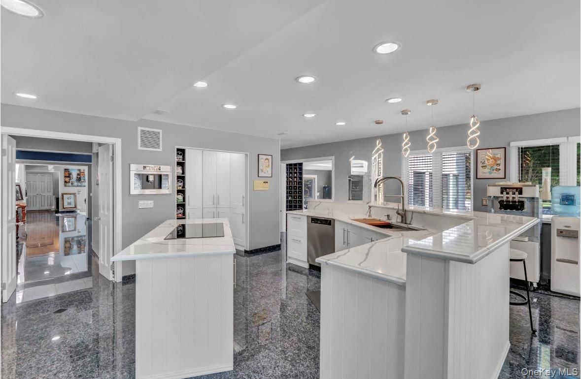 Interior, Kitchen, Pendant Lights, Recessed Lighting, Stainless Steel Appliances