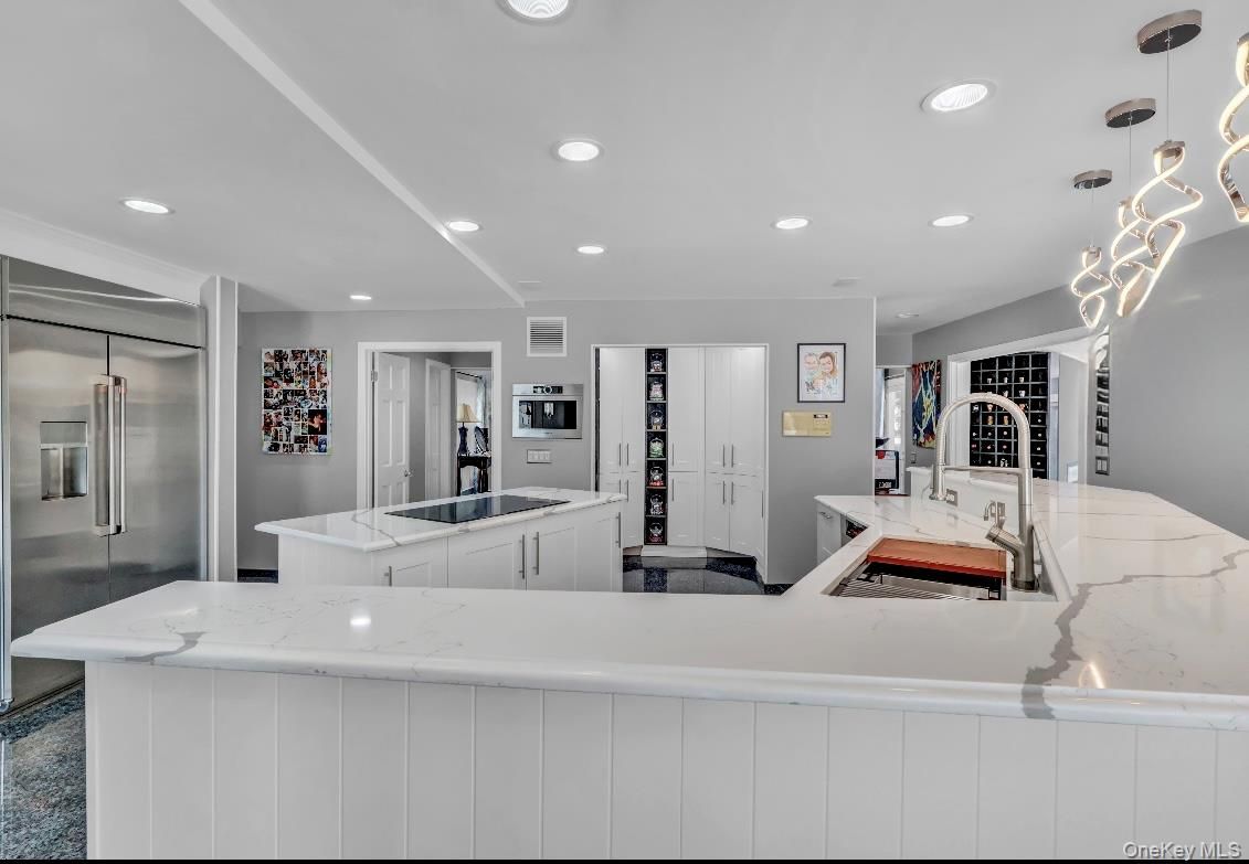 Interior, Kitchen, Pendant Lights, Recessed Lighting, Stainless Steel Appliances