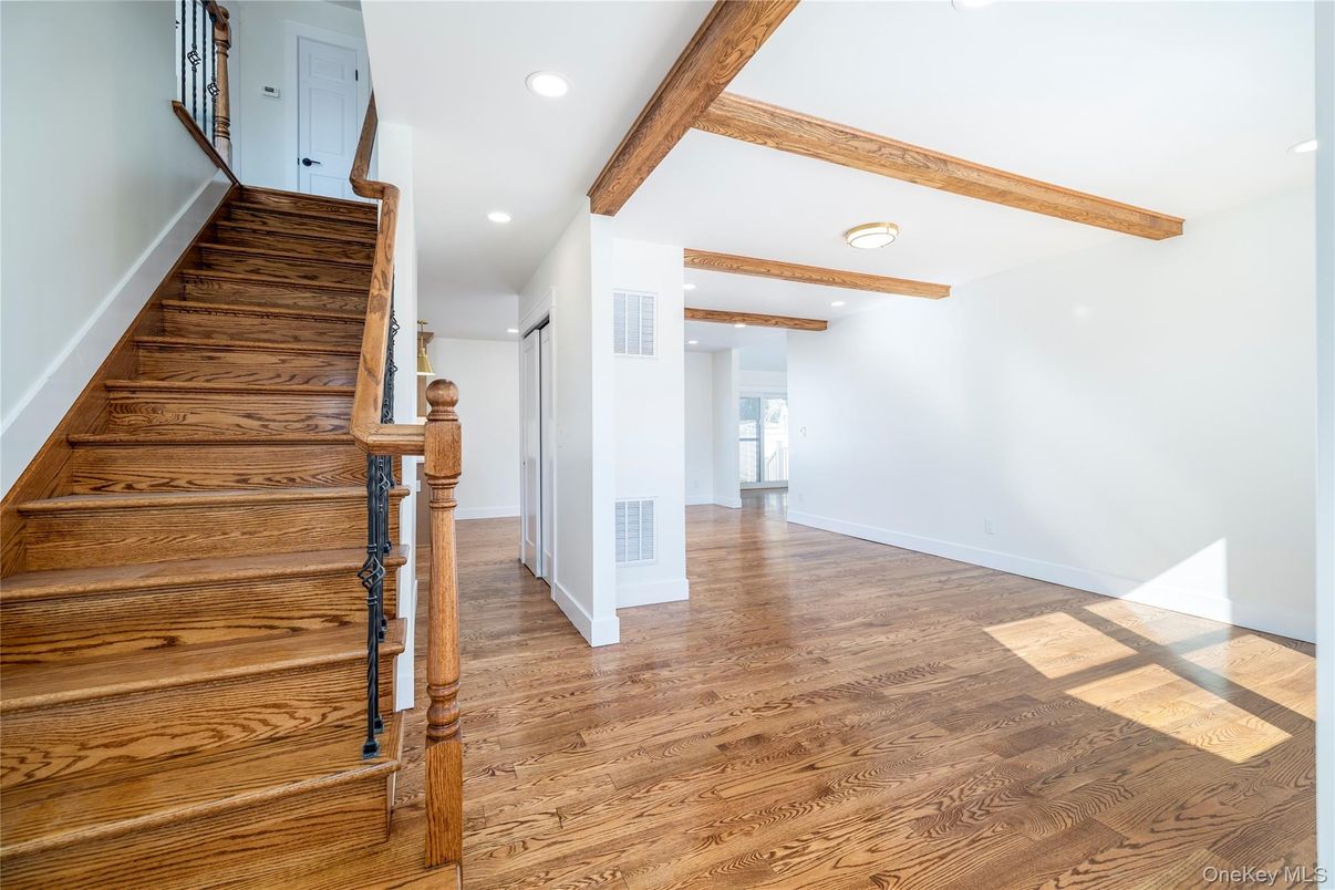 Interior, Recessed Lighting, Wooden Beams, Wood Texture Flooring