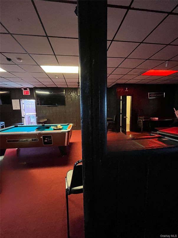 Billiard Table, Game Room, Interior, Recessed Lighting
