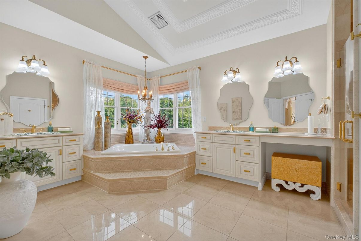 Bathroom, Chandelier, Interior