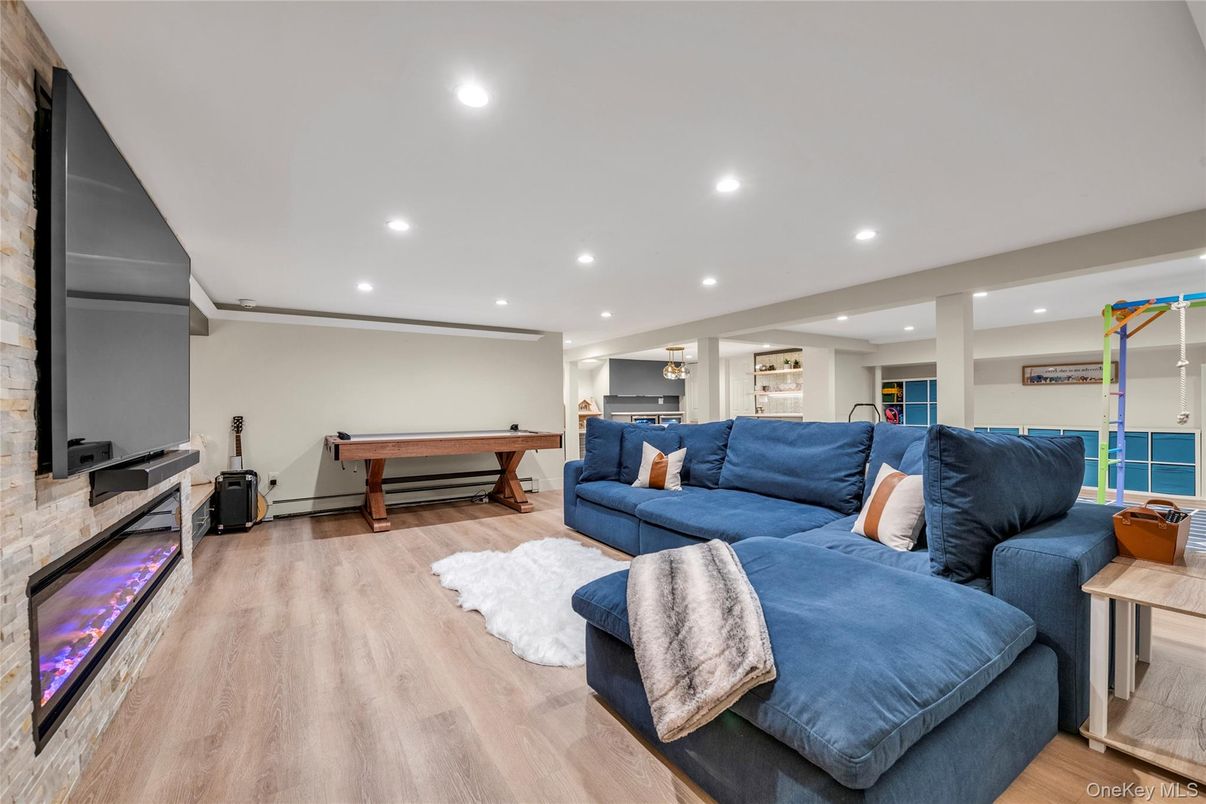 Billiard Table, Game Room, Interior, Living room, Recessed Lighting, Stone Walls, Wood Texture Flooring