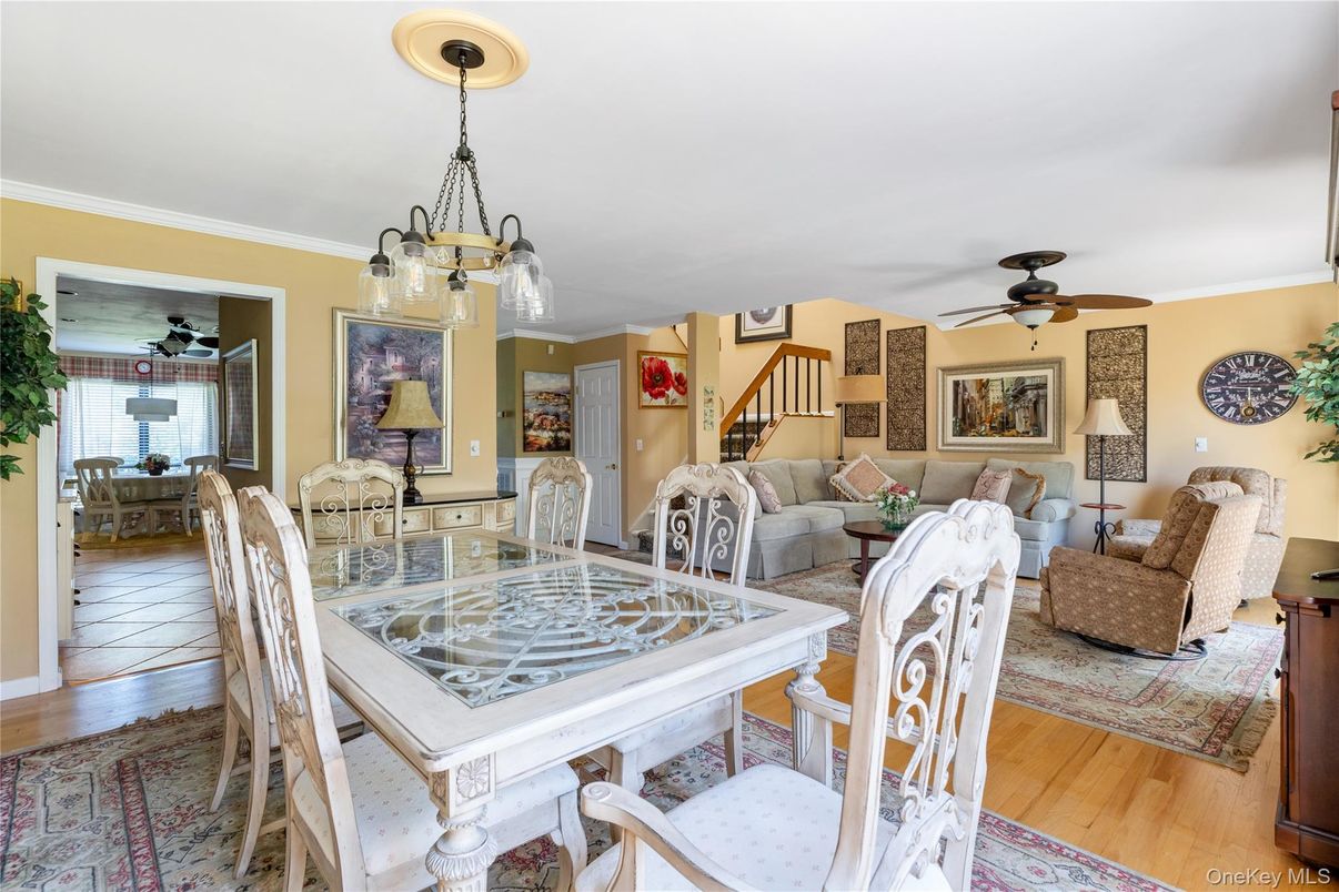 Dining room, Interior, Living room, Pendant Lights, Wood Texture Flooring