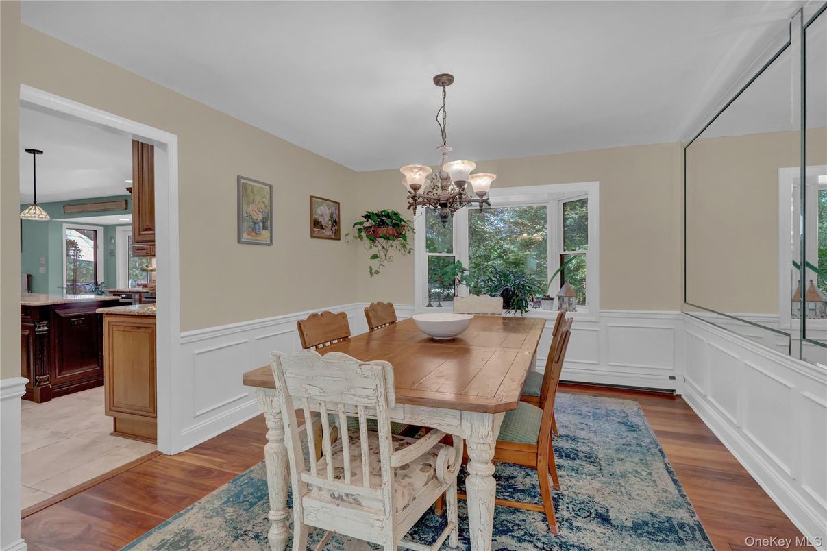 Chandelier, Dining room, Interior, Pendant Lights, Wood Texture Flooring
