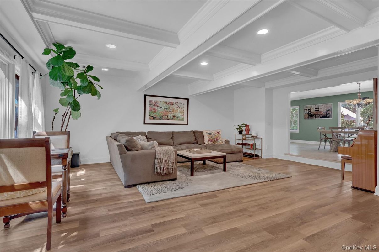 Dining room, Interior, Living room, Recessed Lighting, Wood Texture Flooring