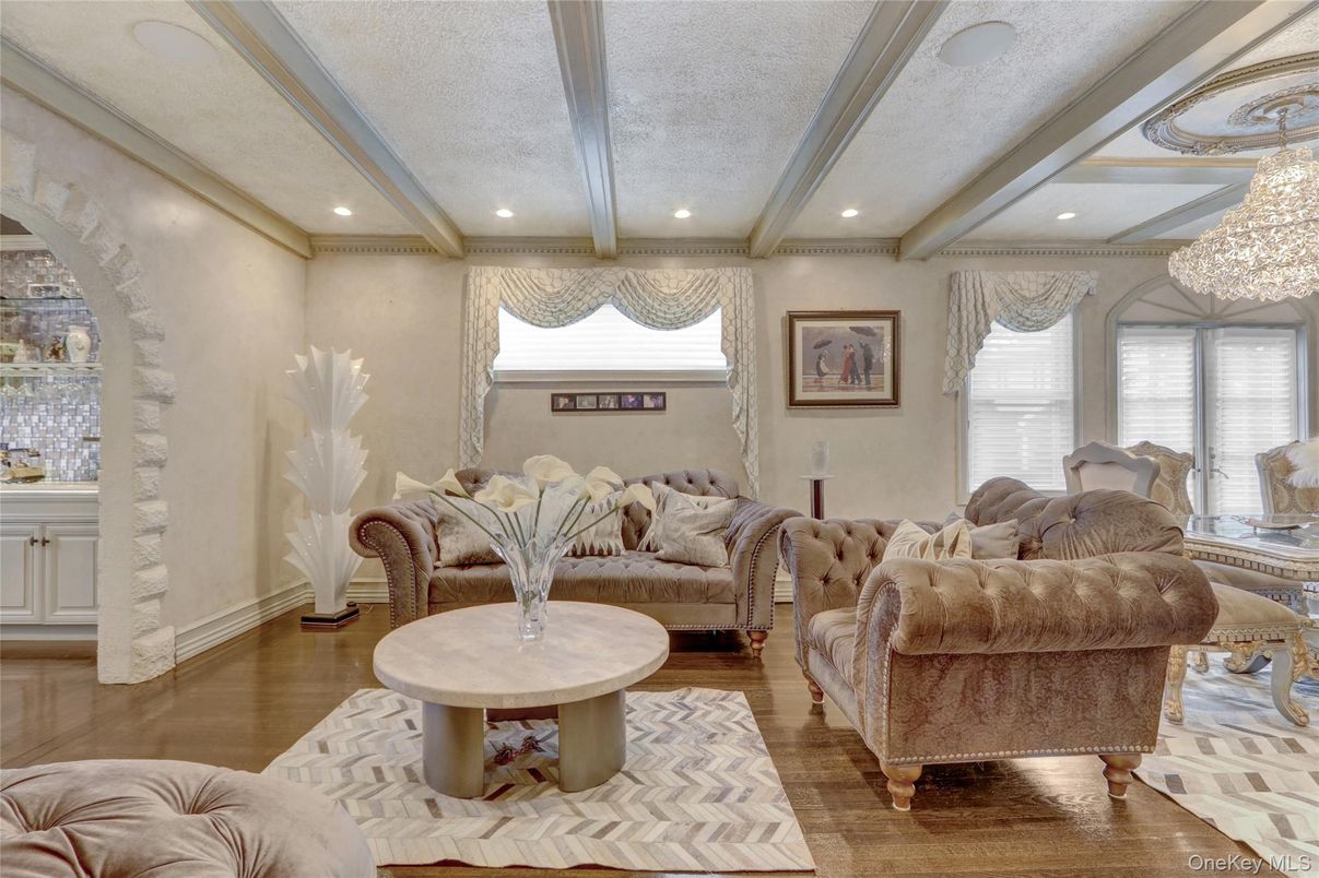 Chandelier, Interior, Living room, Recessed Lighting, Wood Texture Flooring