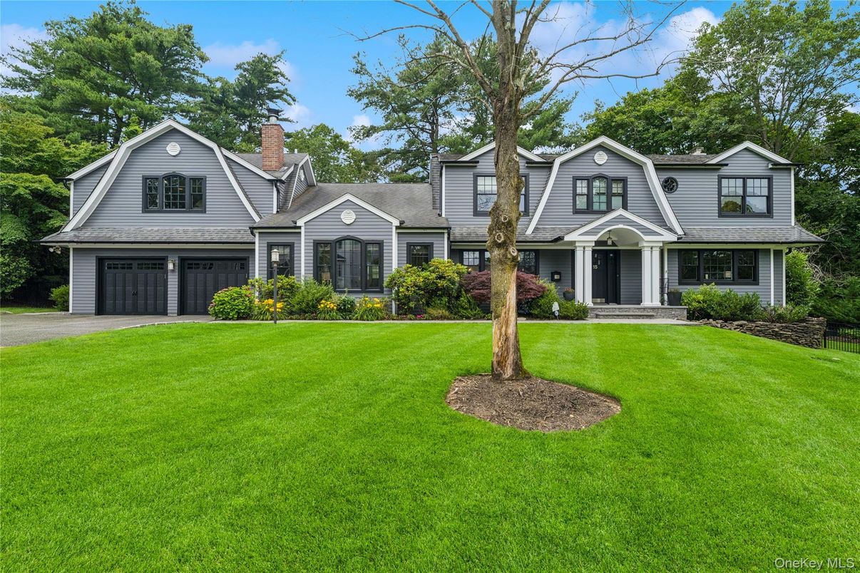 Attached, Backyard, Exterior, Facade, Farmhouse