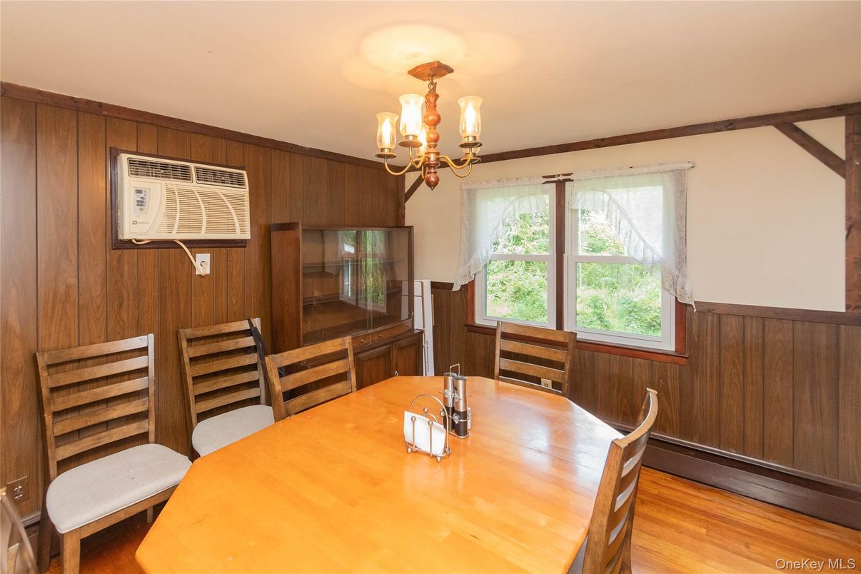 Chandelier, Dining room, Interior, Wood Texture Flooring, Wooden Walls