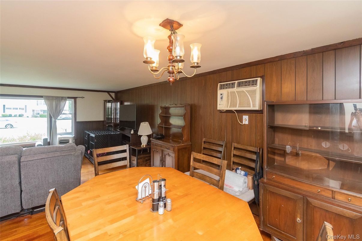 Chandelier, Dining room, Interior, Wood Texture Flooring, Wooden Walls
