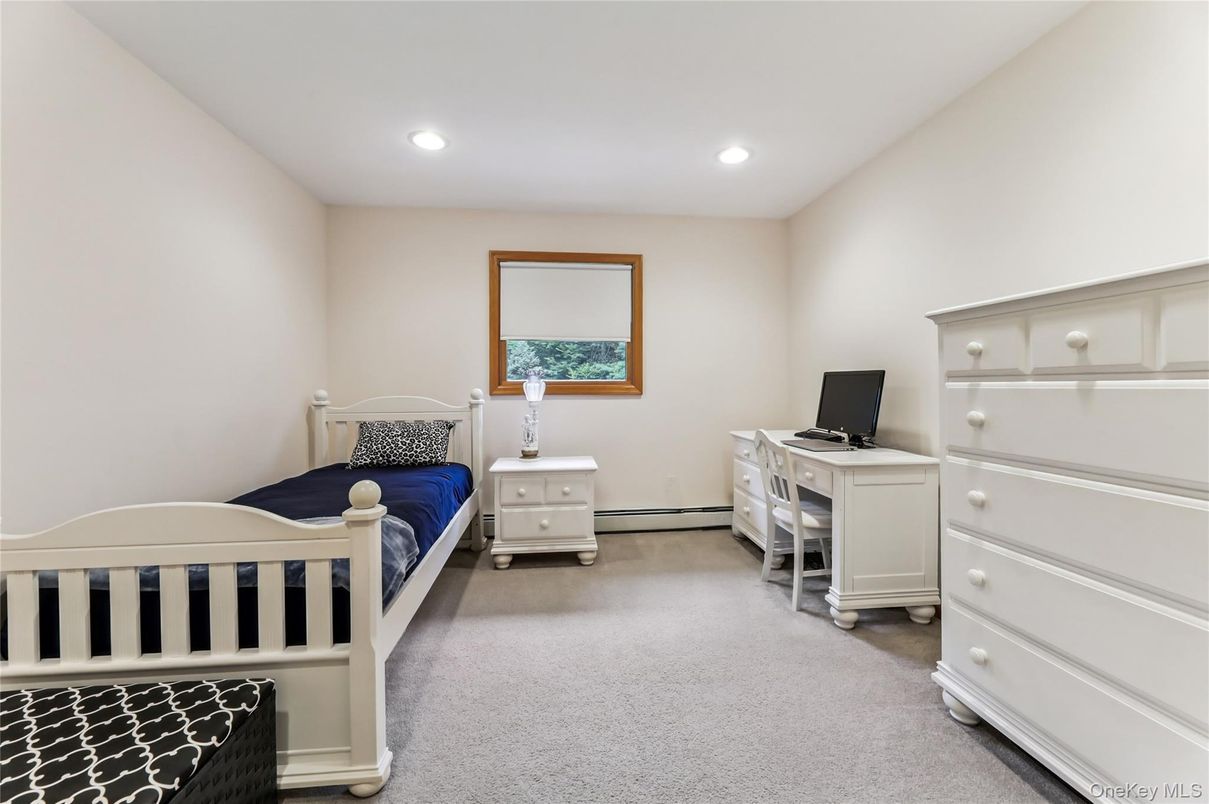 Bedroom, Home Office, Interior, Recessed Lighting