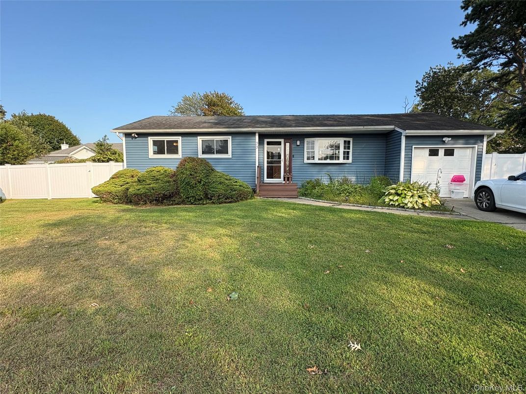 Attached, Backyard, Exterior, Facade, Cape Cod