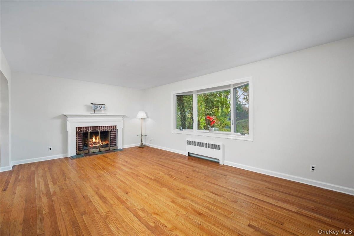 Empty room, Fireplace, Interior, Wood Texture Flooring