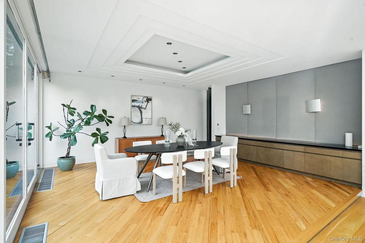 Dining room, Interior, Recessed Lighting, Wood Texture Flooring