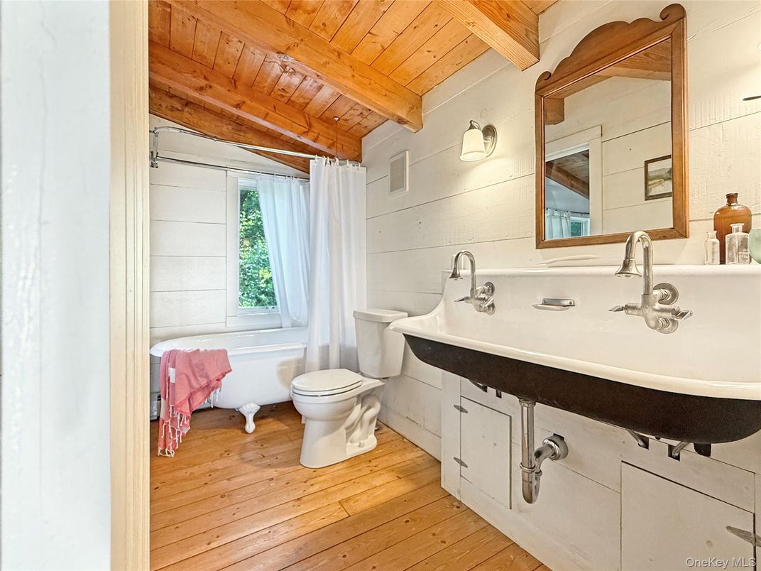 Bathroom, Interior, Wooden Beams, Wooden Ceilings, Wood Texture Flooring