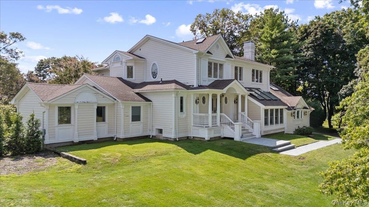 Backyard, Exterior, Facade, Farmhouse