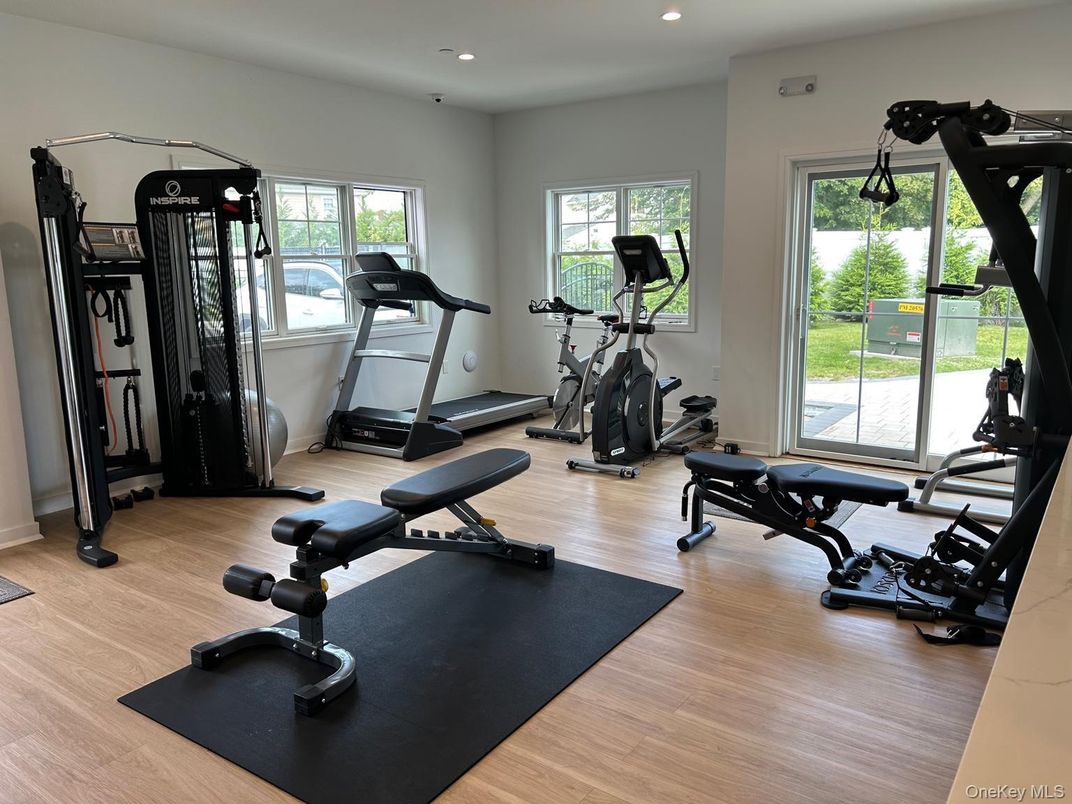 Fitness Equipment, Interior, Recessed Lighting, Wood Texture Flooring