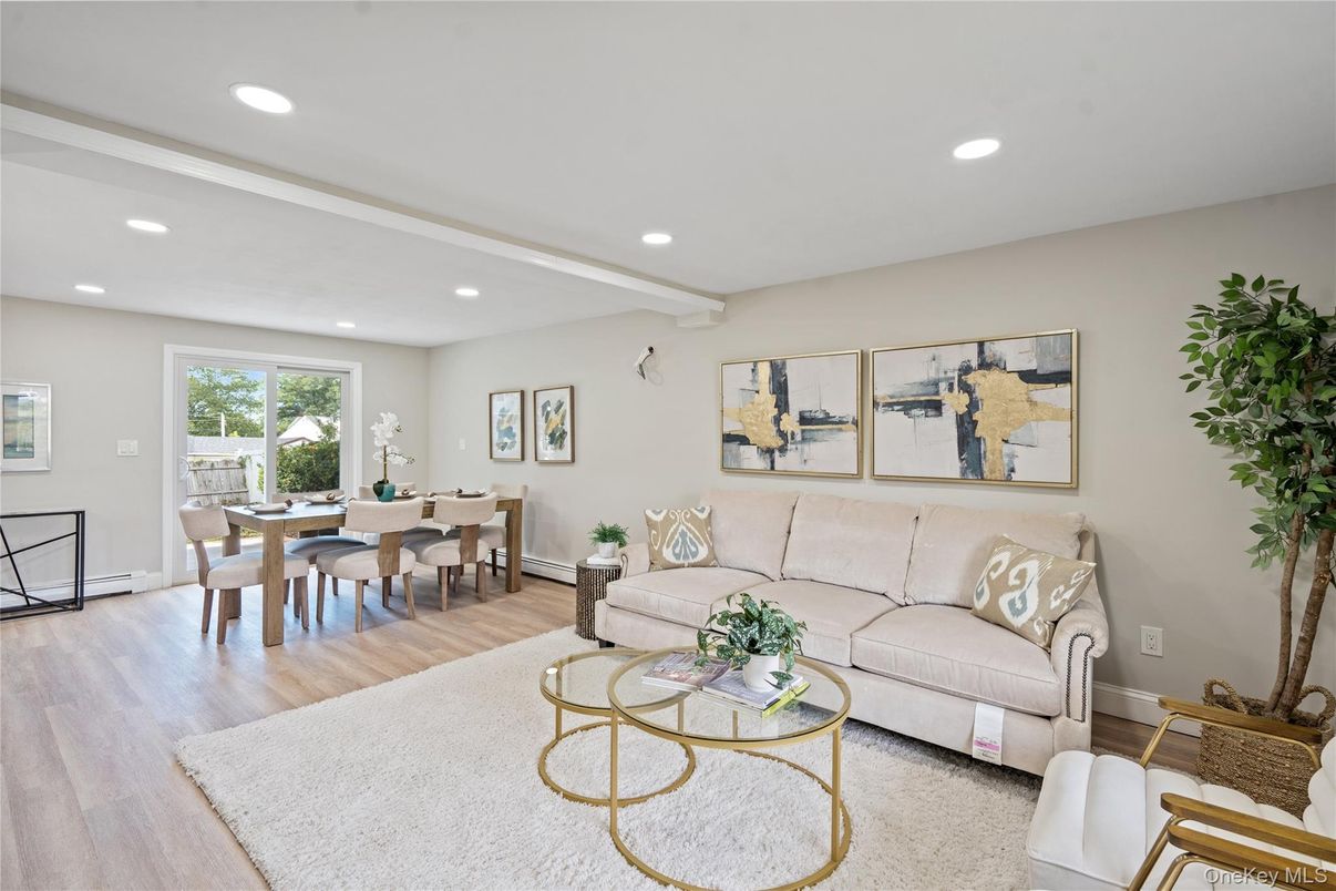 Dining room, Interior, Living room, Recessed Lighting, Wood Texture Flooring