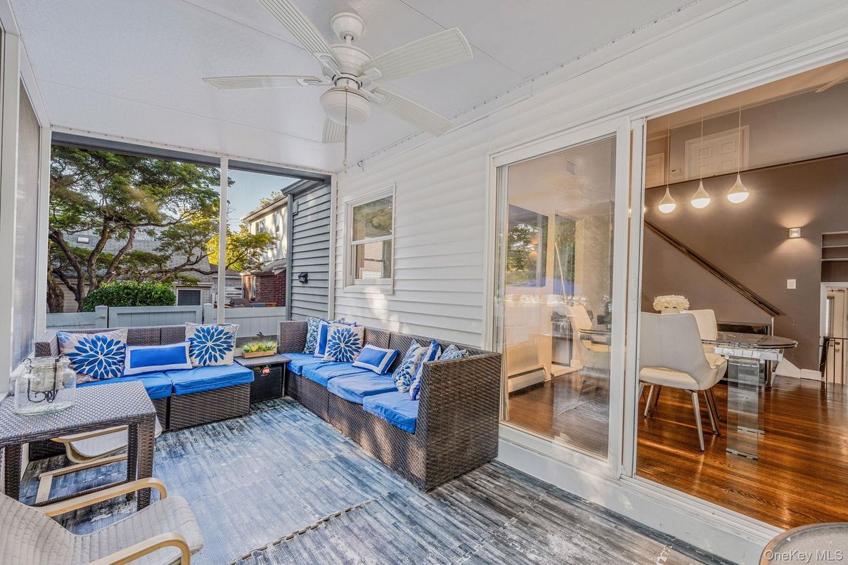Dining room, Interior, Living room, Wood Texture Flooring