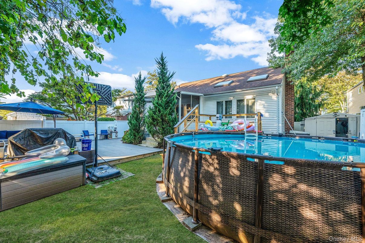 Backyard, Exterior, Pool