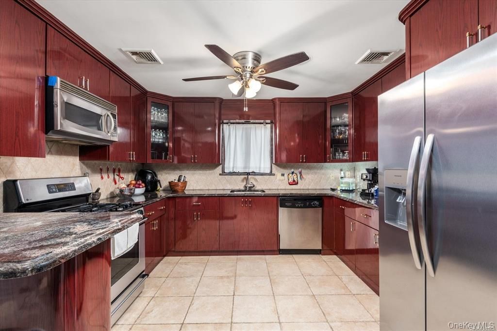 Interior, Kitchen, Stainless Steel Appliances