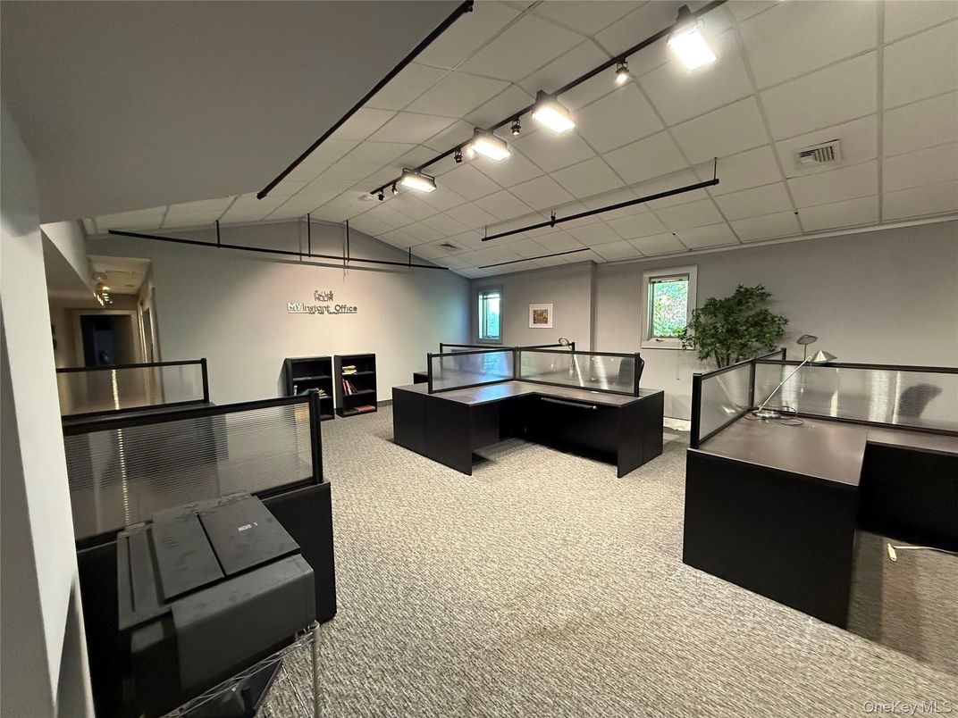 Game Room, Interior
