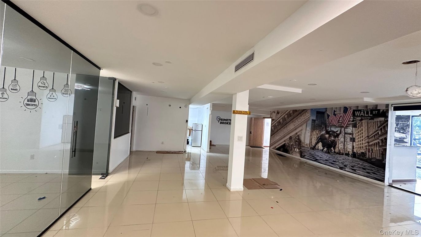 Fireplace, Interior, Recessed Lighting
