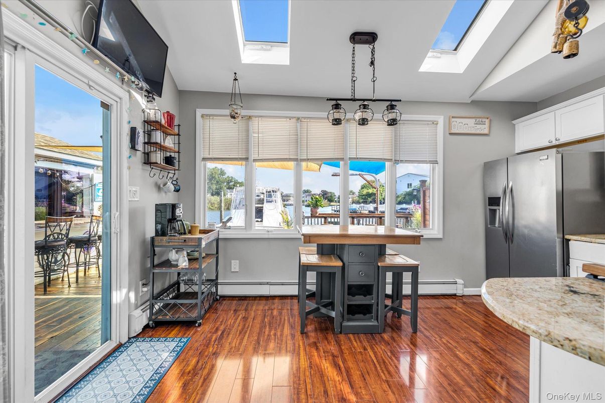 Glass Ceilings, Interior, Kitchen, Pendant Lights, Sun Room, Water, Wood Texture Flooring