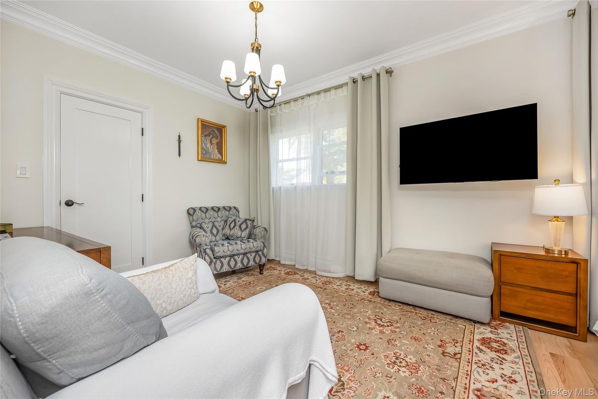 Chandelier, Interior, Living room, Wood Texture Flooring