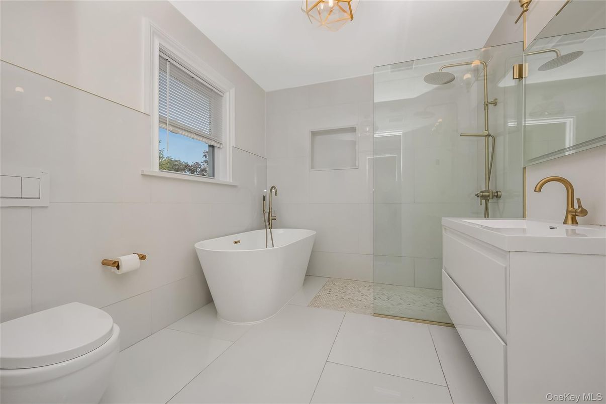Bathroom, Free Standing Baths, Glass Shower, Interior