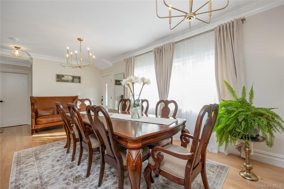 Chandelier, Dining room, Interior, Pendant Lights, Wood Texture Flooring