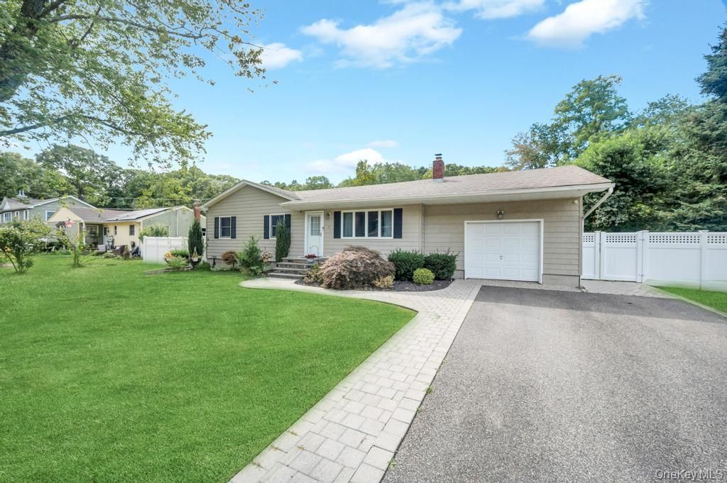 Attached, Backyard, Exterior, Facade, Ranch