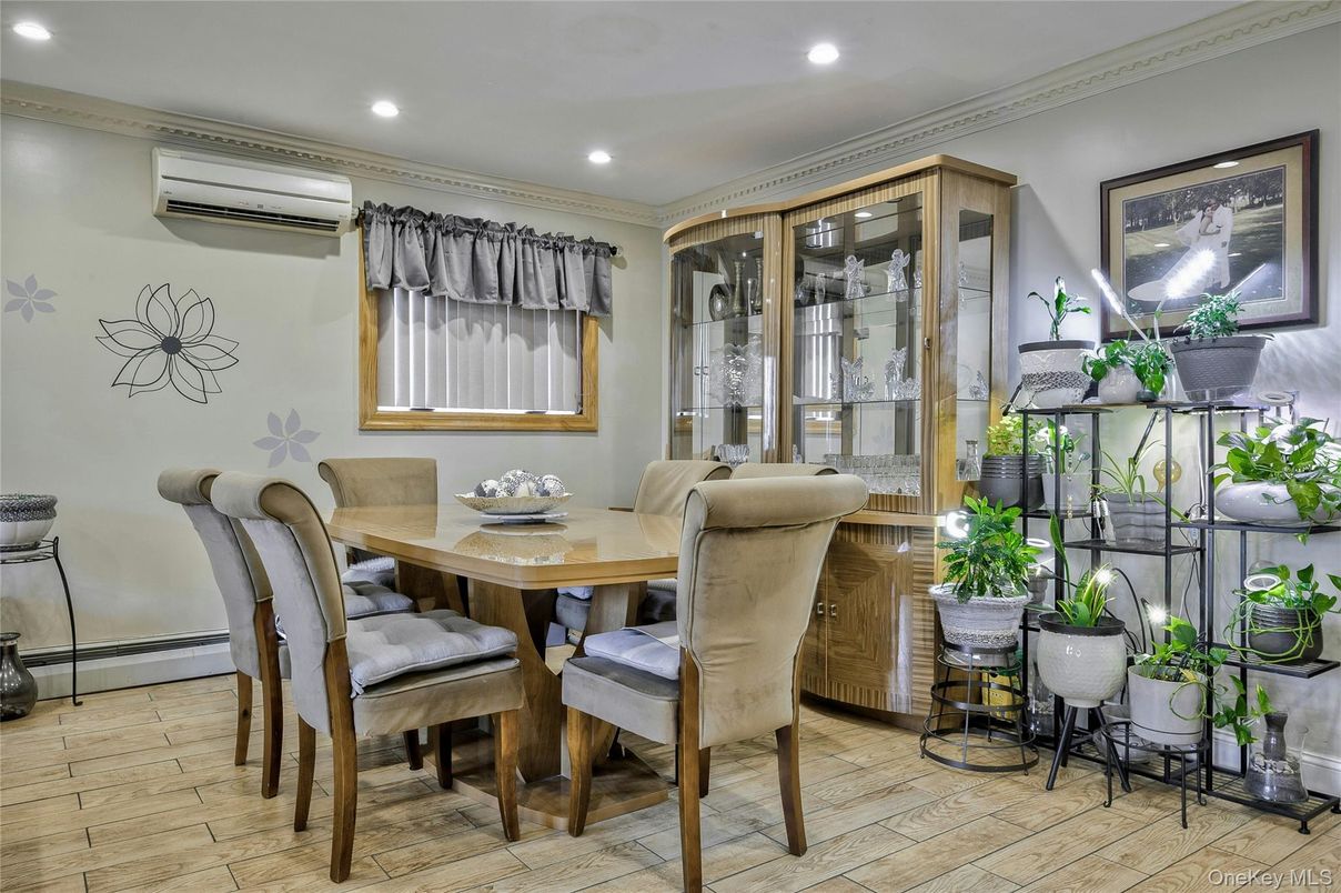 Dining room, Interior, Recessed Lighting, Wood Texture Flooring