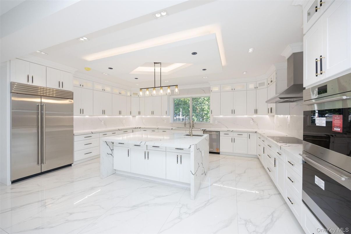 Interior, Kitchen, Marble, Pendant Lights, Recessed Lighting, Stainless Steel Appliances