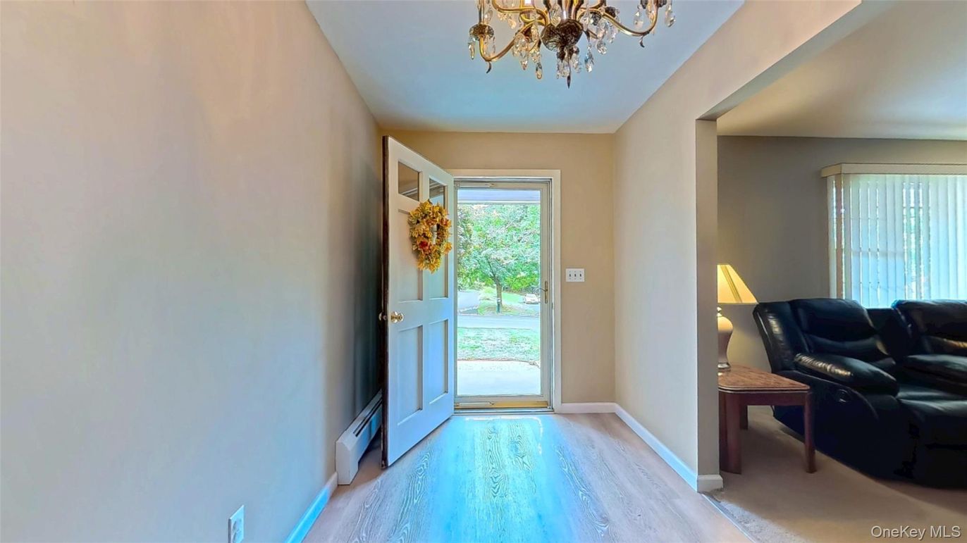 Chandelier, Interior, Wood Texture Flooring