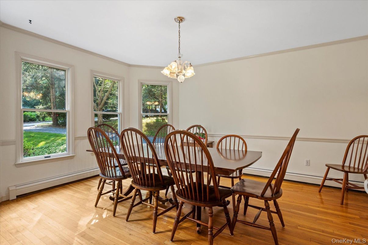 Chandelier, Dining room, Interior, Pendant Lights, Wood Texture Flooring