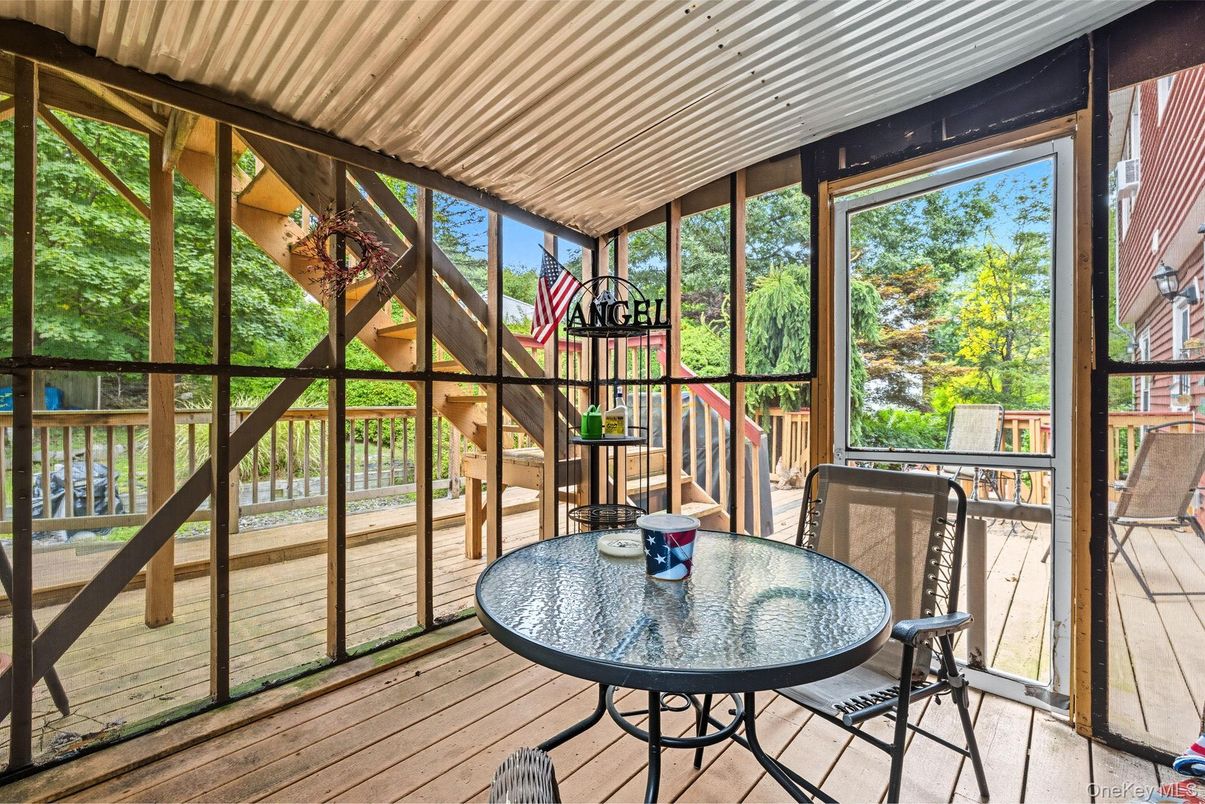 Interior, Sun Room, Wood Texture Flooring