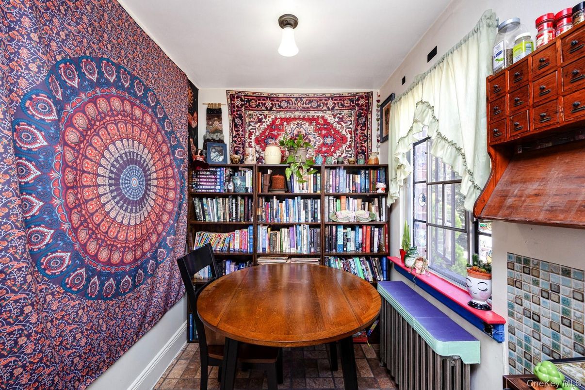 Dining room, Interior