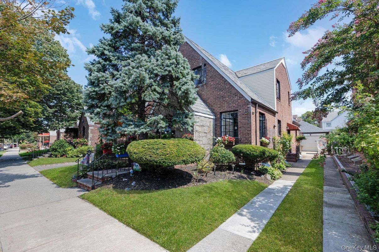 Exterior, Facade, Brick Facade, Tudor Revival