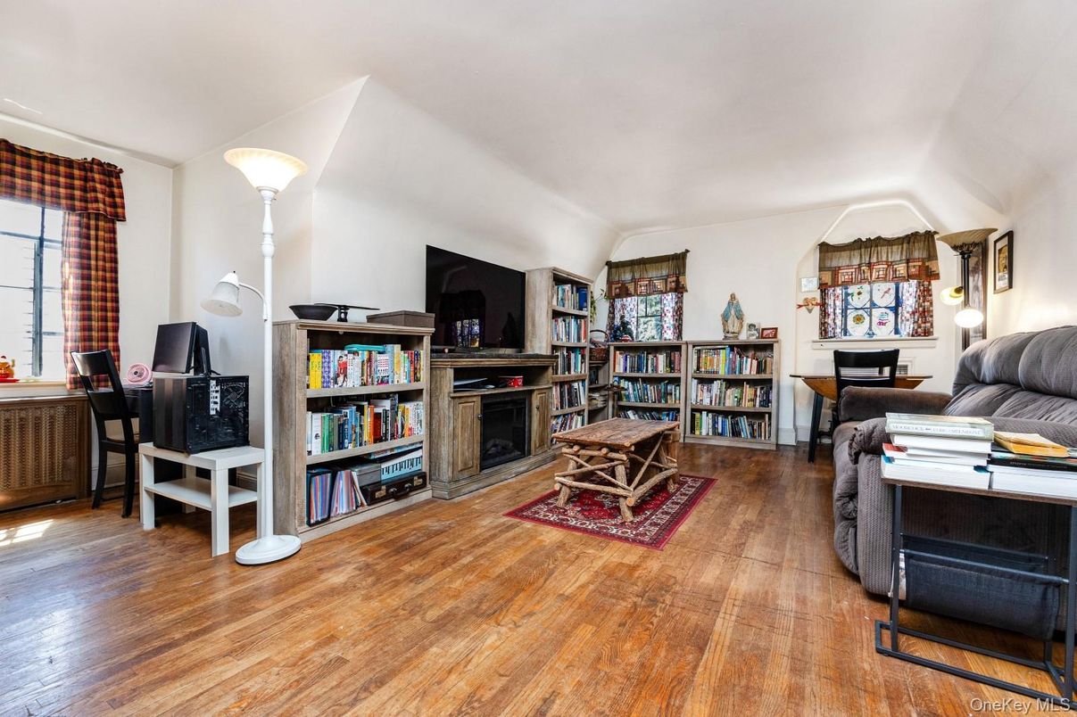 Fireplace, Home Office, Interior, Wood Texture Flooring