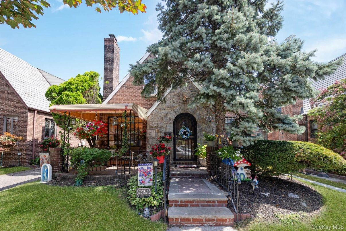 Exterior, Facade, Brick Facade, Tudor Revival