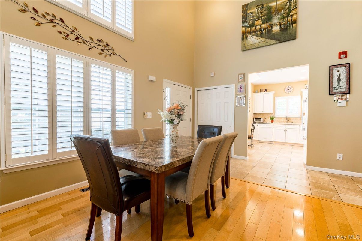 Dining room, Interior, Wood Texture Flooring