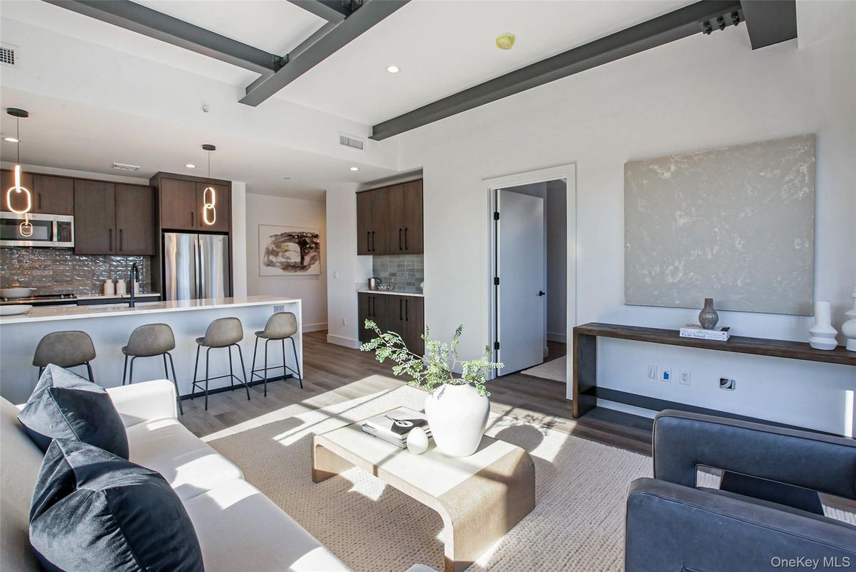 Interior, Kitchen, Living room, Pendant Lights, Recessed Lighting, Stainless Steel Appliances, Wood Texture Flooring