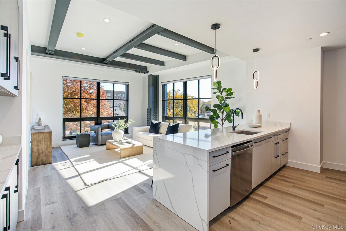 Interior, Kitchen, Living room, Pendant Lights, Recessed Lighting, Wooden Beams, Wood Texture Flooring