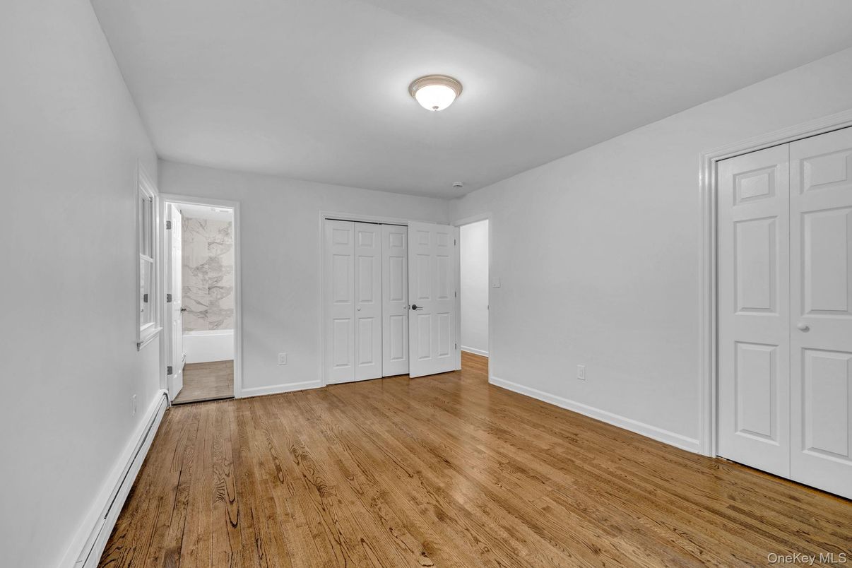 Empty room, Interior, Marble Walls, Wood Texture Flooring
