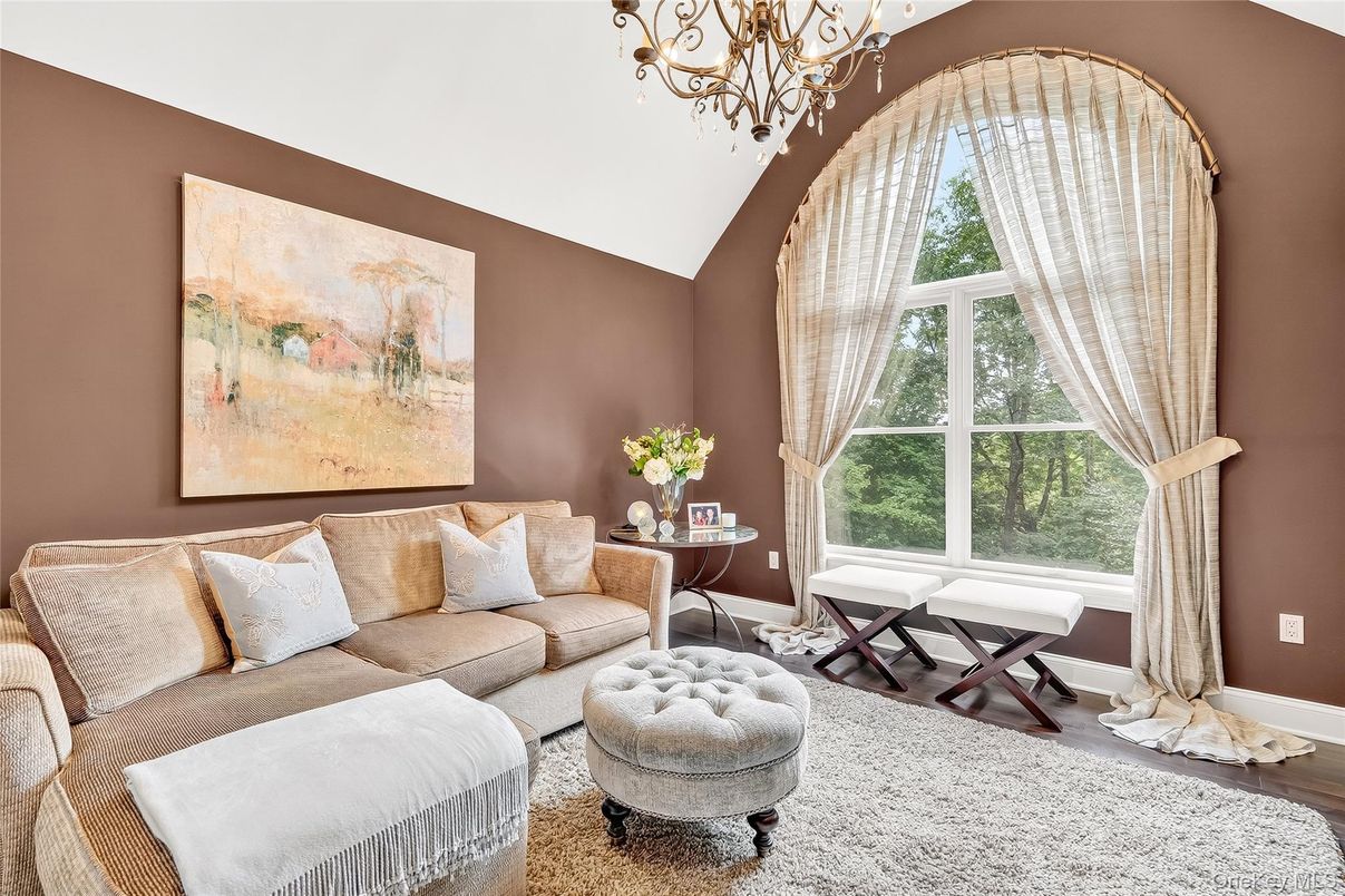 Chandelier, Interior, Living room, Wood Texture Flooring