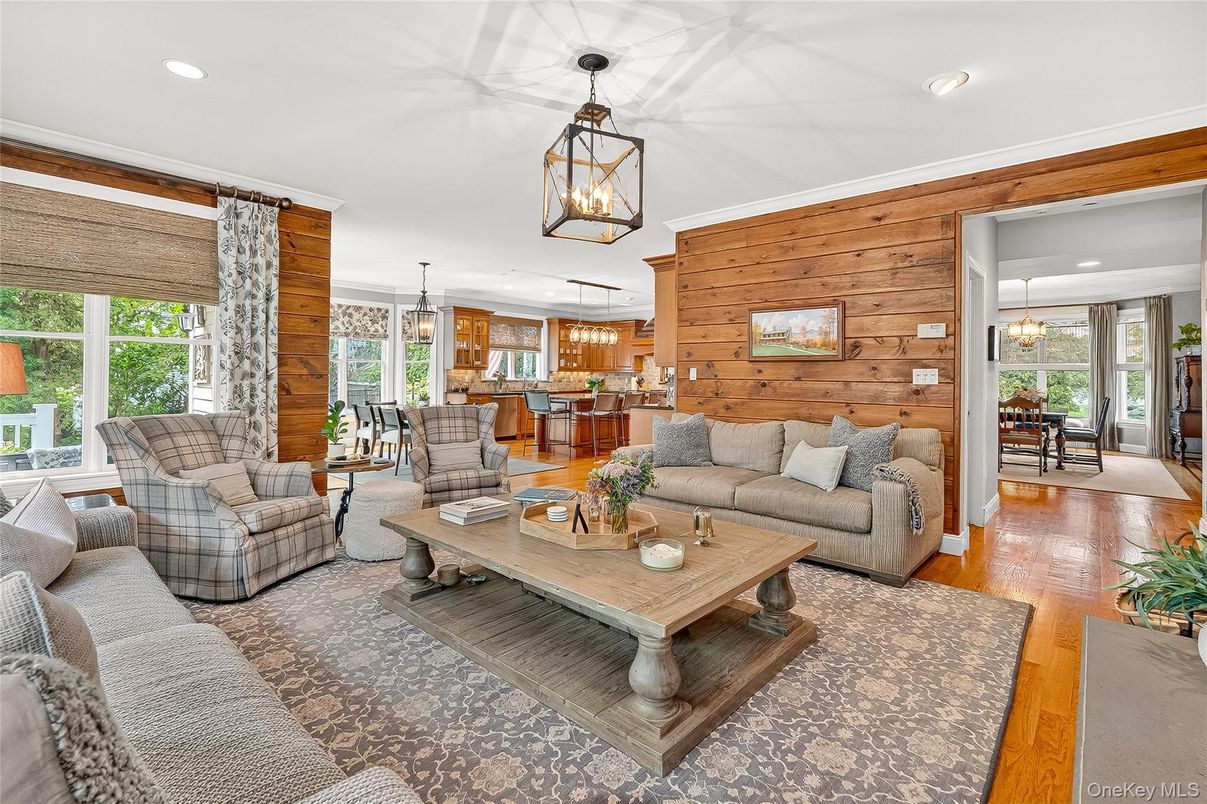 Chandelier, Dining room, Interior, Kitchen, Living room, Pendant Lights, Recessed Lighting, Wood Texture Flooring, Wooden Walls