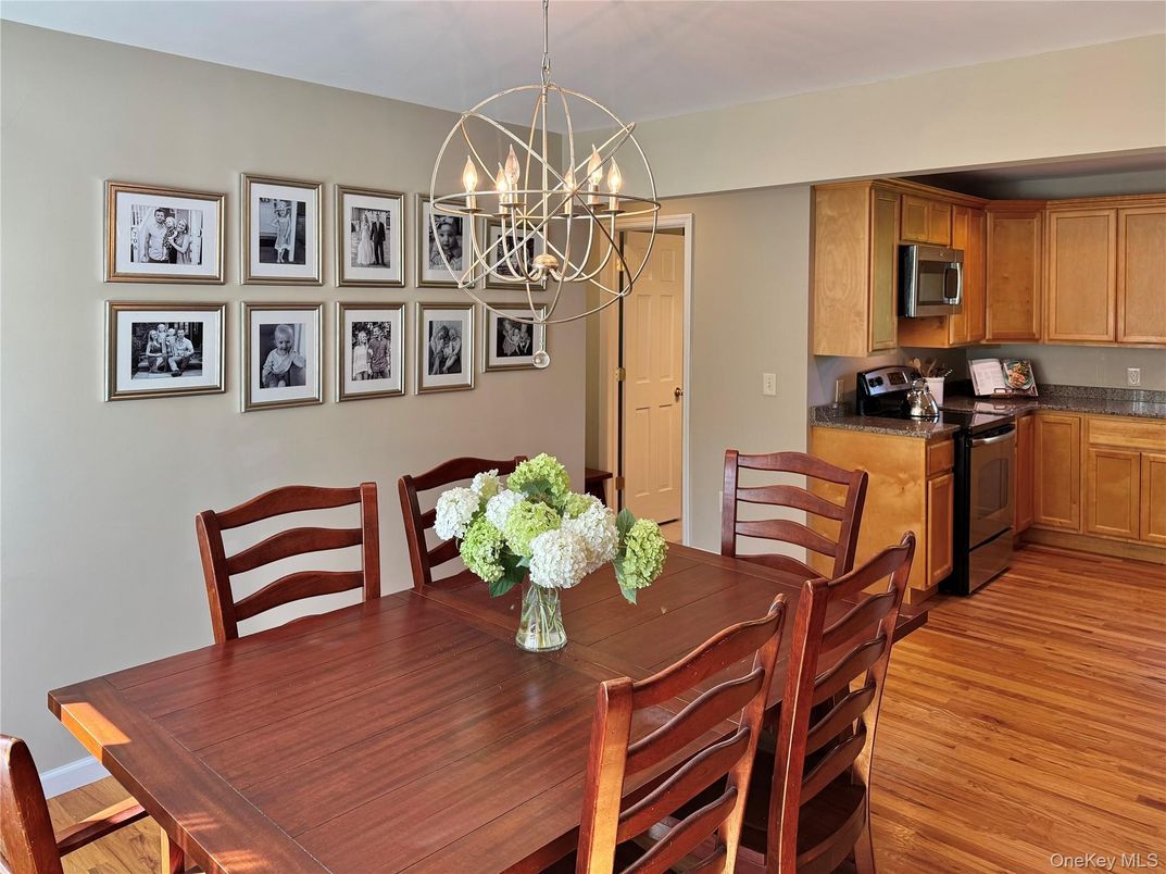 Chandelier, Dining room, Interior, Kitchen, Pendant Lights, Wood Texture Flooring