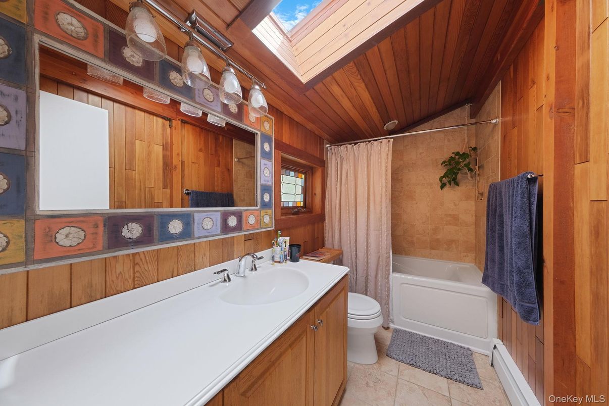 Bathroom, Interior, Wooden Ceilings, Wooden Walls